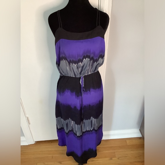 Colorful Dress - Picture 1 of 3